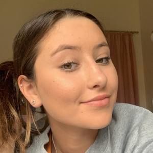 Meet your Posher, Mia